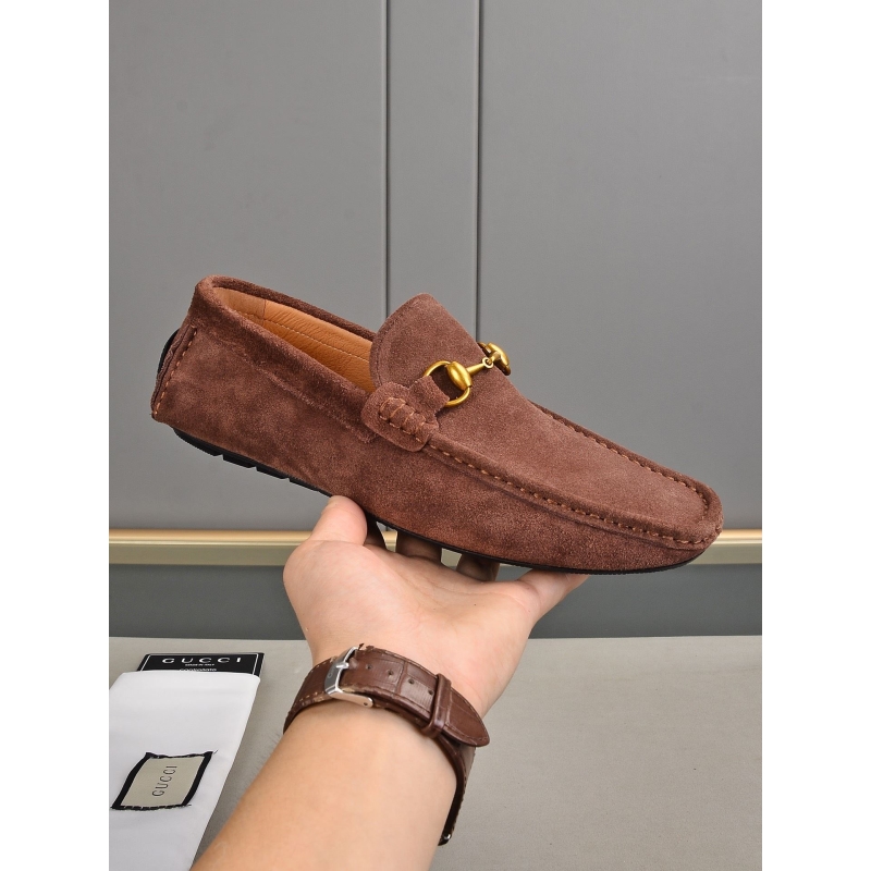 G*u*i leather shoes
